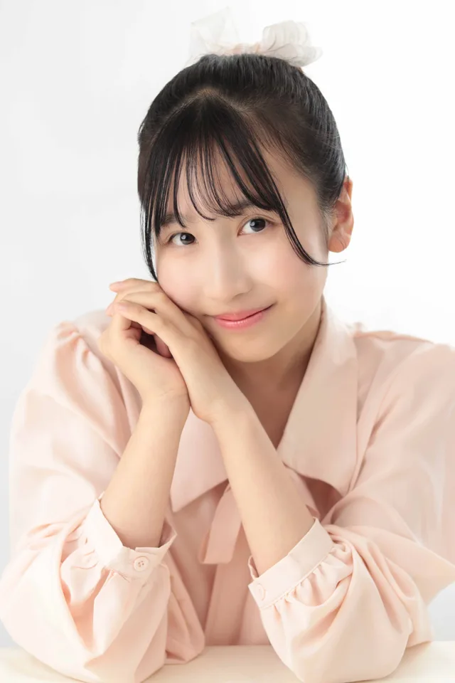 白覇ななみ